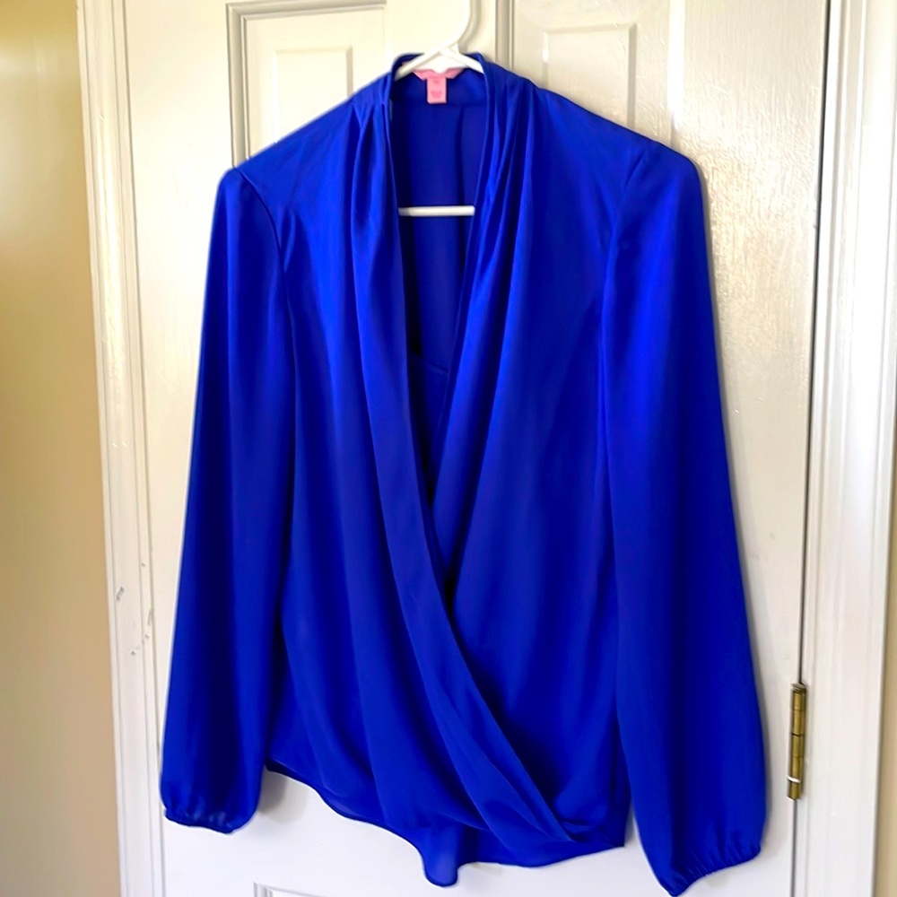 Lilly Pulitzer womens blouse. Size XS. Blue. NWOT